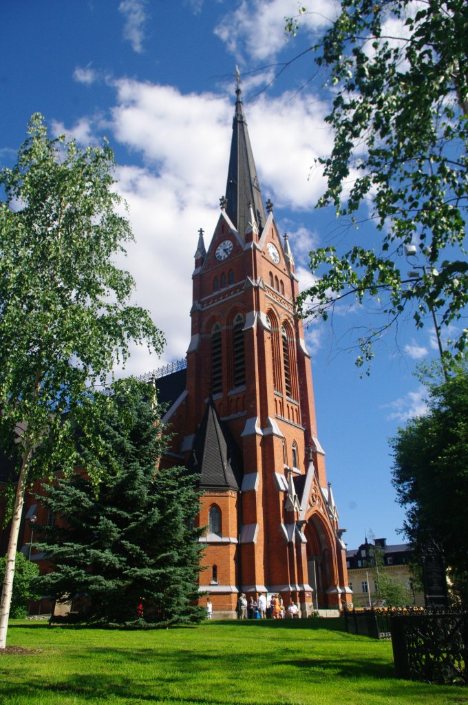 Lulea, Domkirche, Backsteinbau von 1893 (06.07.2013)