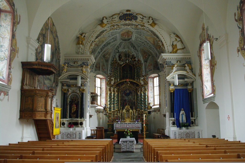 Lumbrein, barocke Ausstattung der St. Martin Kirche (01.05.2011)