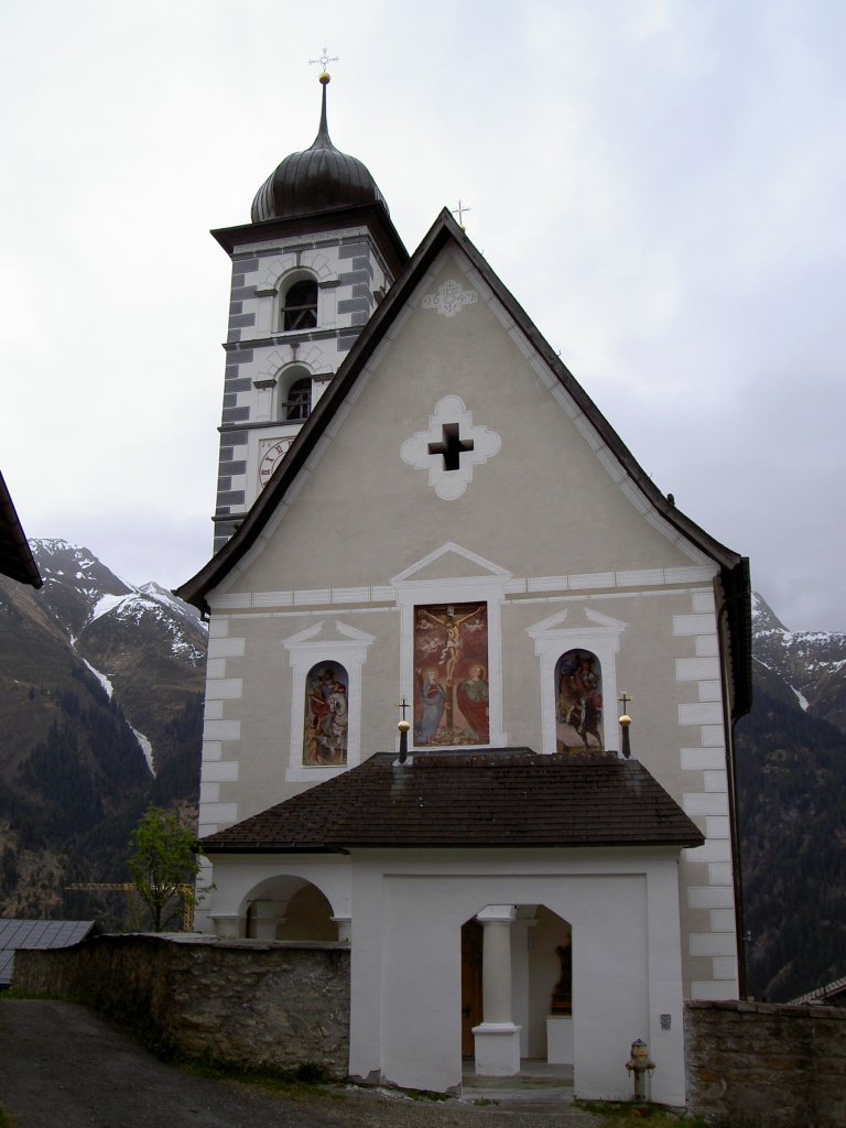 Lumbrein, Pfarrkirche St. Martin, erbaut von 1646 bis 1647, Barocke Saalkirche (01.05.2011)