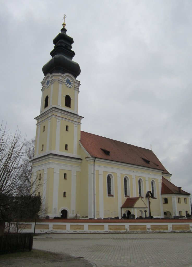 Mariakirchen, Maria Himmelfahrt Kirche, Sptbarockbau von Niklas Wolf von 1741, 
Westturm von 1756 (02.02.2013)