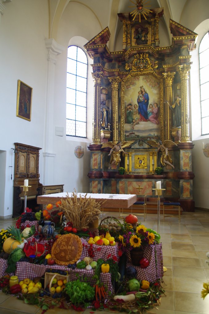 Marktoberdorf, Hochaltar der St. Magnus Kirche, Kreis Ostallgu (04.10.2011)