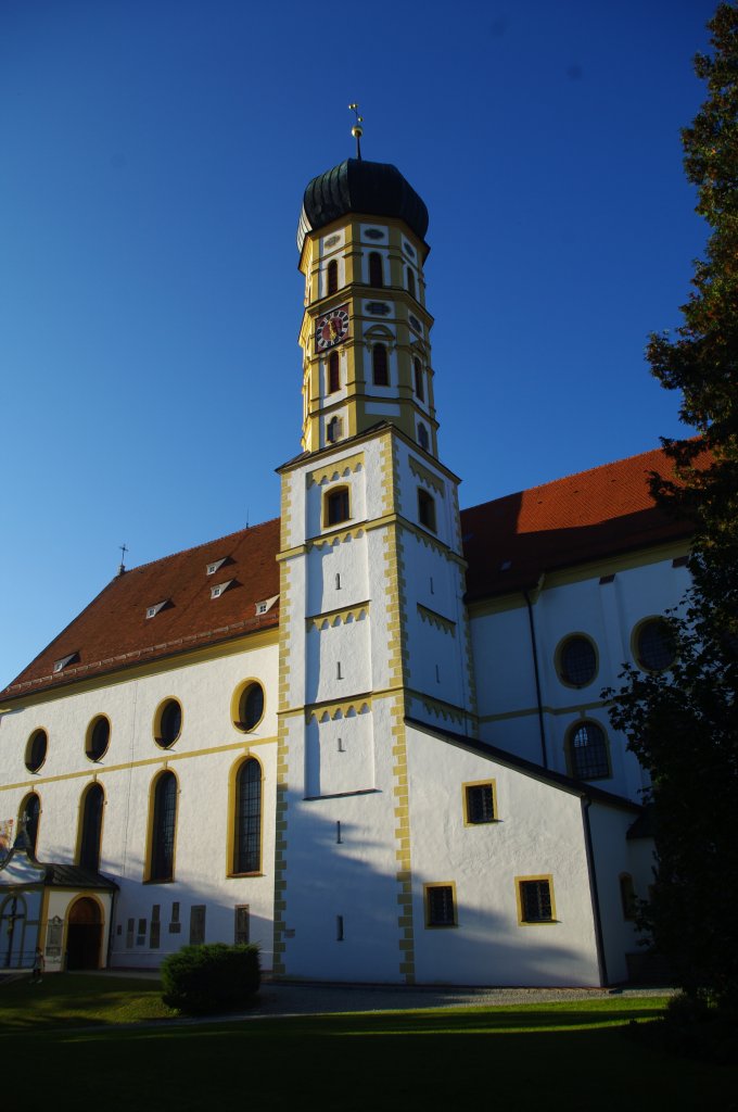 Marktoberdorf, Stadtpfarrkirche St. Martin, erbaut ab 1732 durch Baumeister 
Johann Georg Fischer, Kreis Ostallgu (04.10.2011)