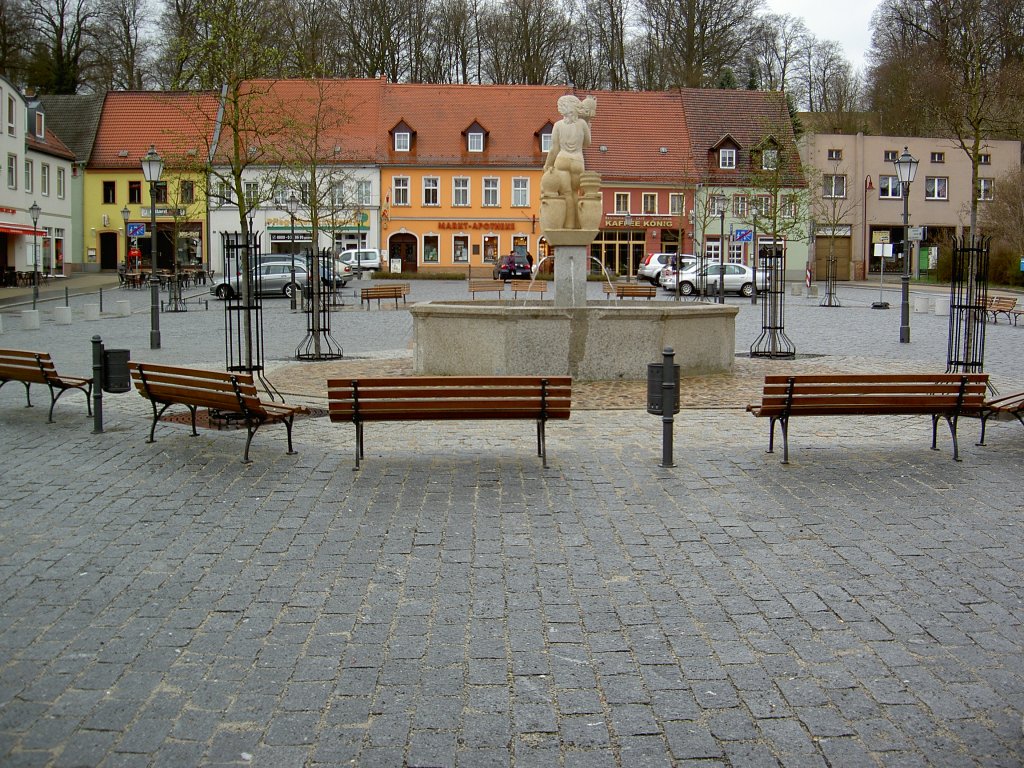 Marktplatz von Bad Muskau im Kreis Grlitz (02.04.2012)