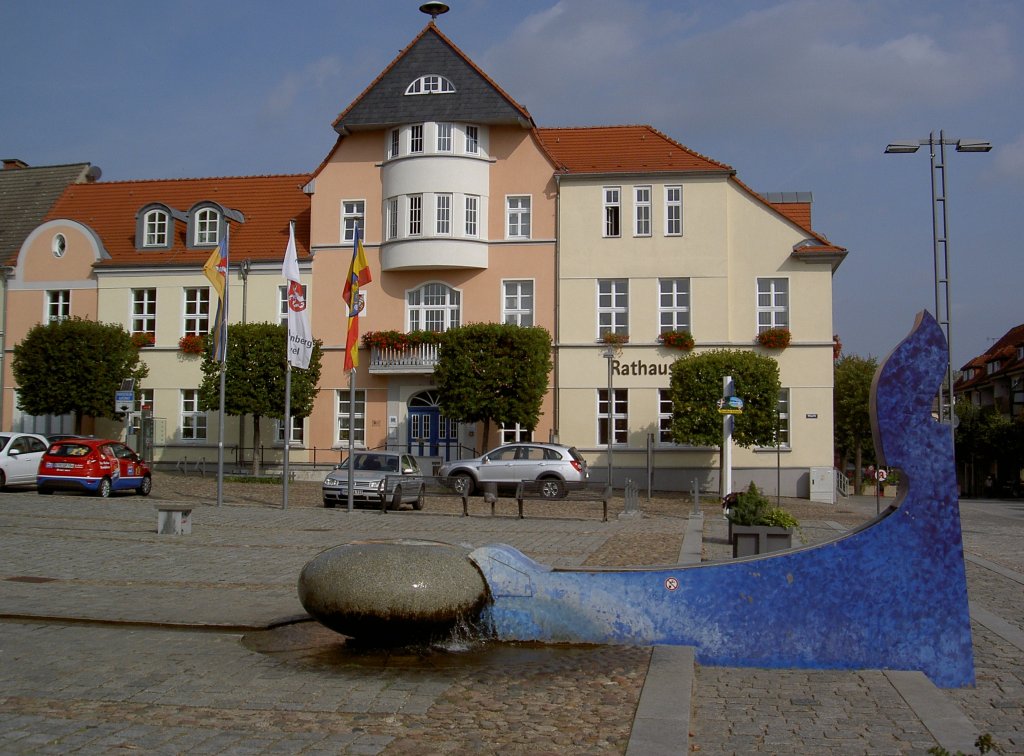 Marktplatz und Rathaus von Frstenberg / Havel (18.09.2012)