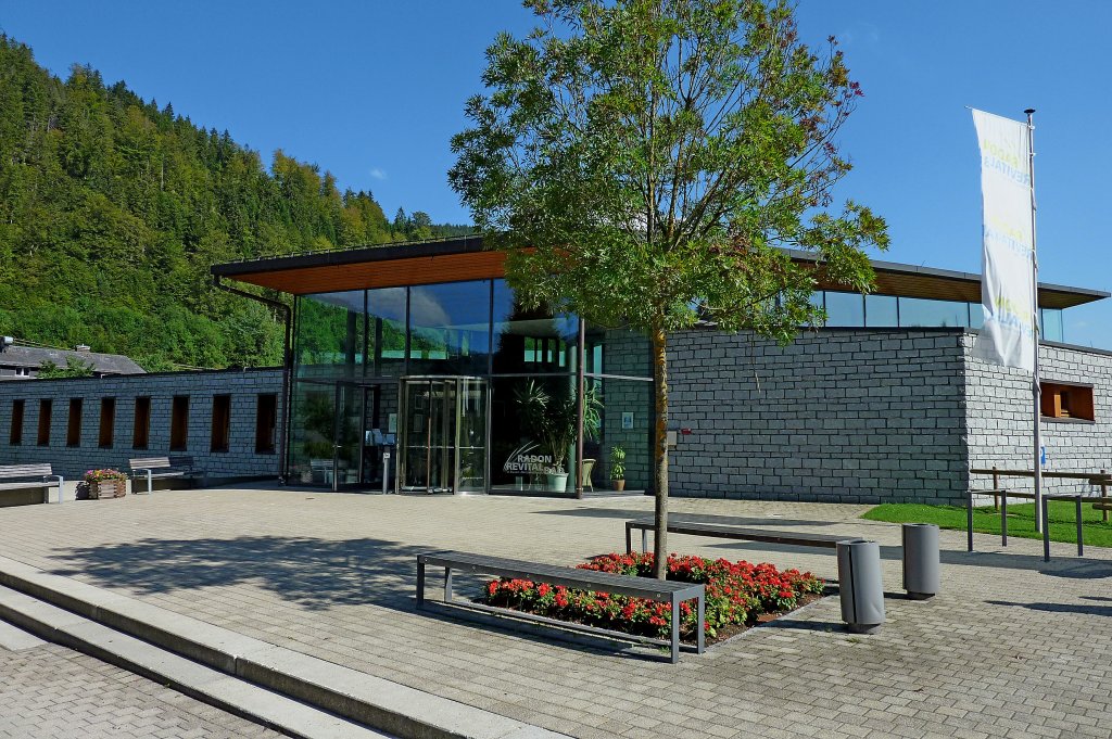 Menzenschwand im Schwarzwald, das Radon-Revital-Bad, hier wird radonhaltiges Wasser aus dem stillgelegten Uranbergwerk zu Therapiezwecken verwendet, Erffnung war 2005, Aug.2011