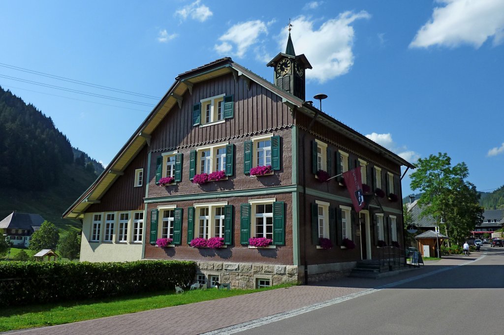 Menzenschwand im Schwarzwald, das Rathaus des Ortes, Aug.2011