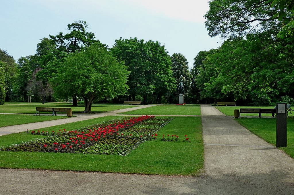 Merseburg, der historische Schloßgarten wurde 1661 angelegt, Mai 2012