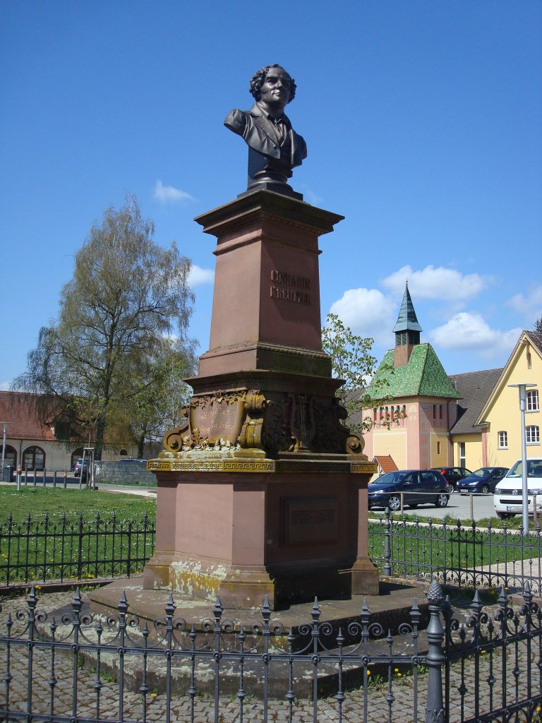 Mekirch in Oberschwaben,
Conradin-Kreutzer-Denkmal in seiner Geburtsstadt,
der Musiker und Komponist lebte von 1780 bis 1849,
seine bekannteste Oper  Das Nachtlager in Granada ,
April 2010