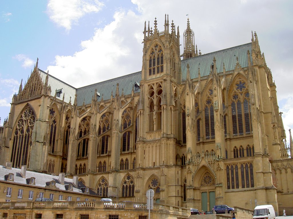 Metz, gotische Kathedrale Saint Etienne, erbaut zwischen 1220 und 1520, 
Bischofskirche des Bistums Metz (07.07.2008)