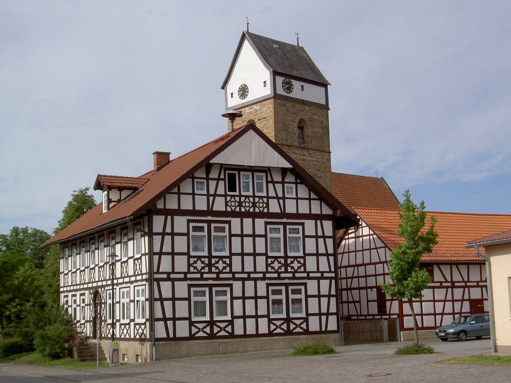 Milz, Magdalenenkirche und Pfarrhaus, Kreis Hildburghausen (10.06.2012)