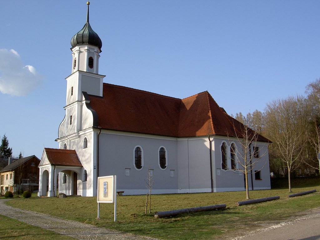 Mindelaltheim, Wallfahrtskirche Hl. Kreuz, erbaut von 1698 bis 1754 durch Joseph
Dossenberger, Kreis Gnzburg (26.03.2012)