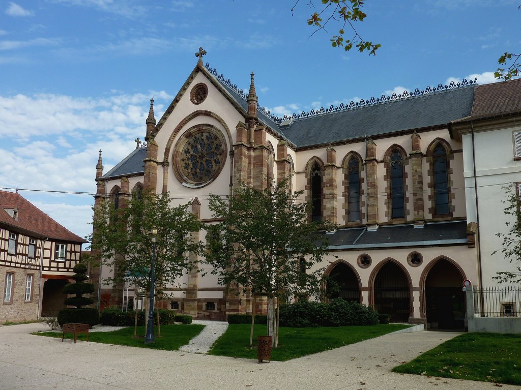 Molsheim, Seitenansicht der Liebfrauen-Kapelle, Okt.2012