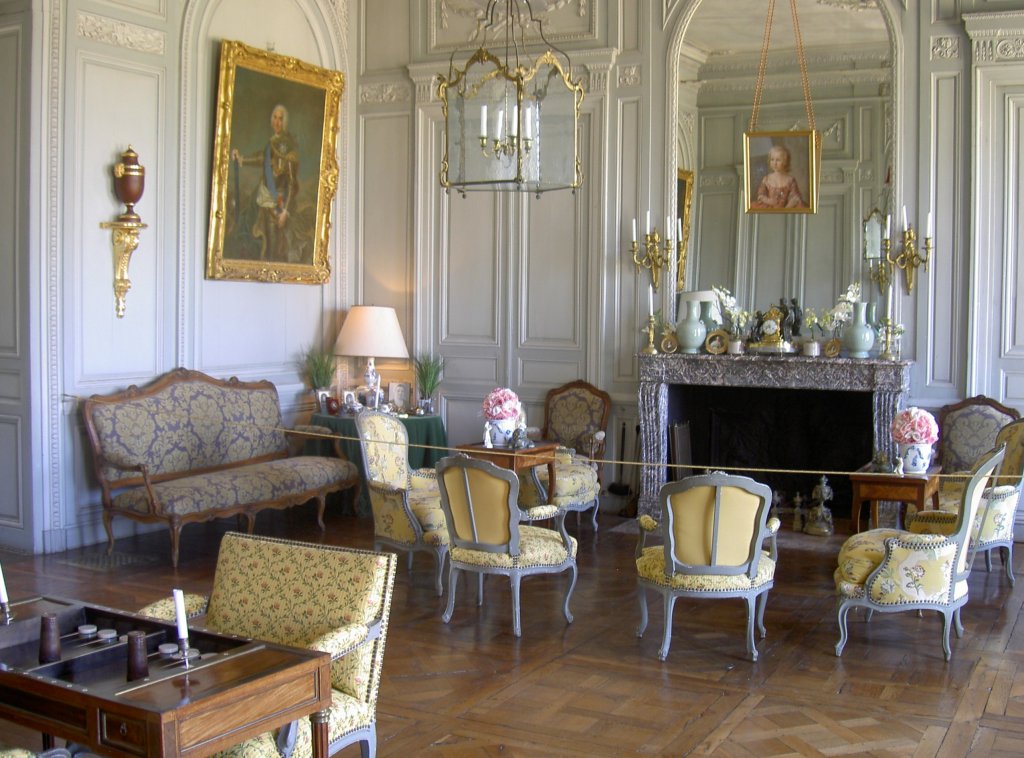 Montgeoffroy, Chateau, Damensalon (03.07.2008)