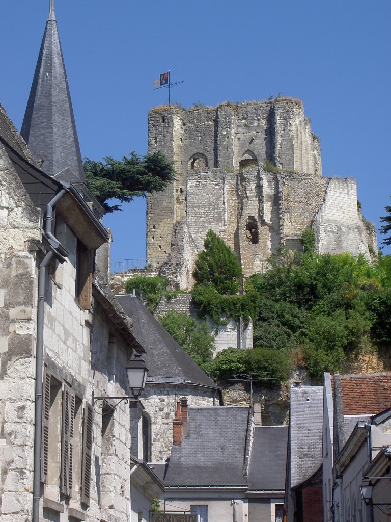 Montrichard, Donjon als Rest einer Burg aus dem 12. Jahrhundert 
(01.07.2008)
