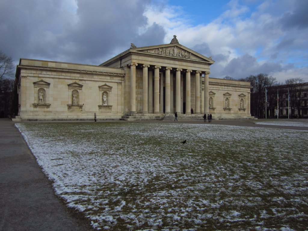 Mnchen, Glyptothek am Knigsplatz, Sammlung antiker Skulpturen (14.01.2012)