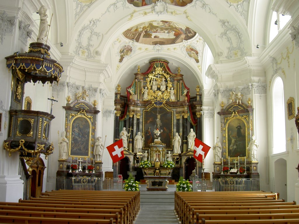 Muotathal, Kath. Pfarrkirche St. Sigismund und Walburga, Rokokostukkaturen von Peter Anton Mosbrugger (09.08.2010)