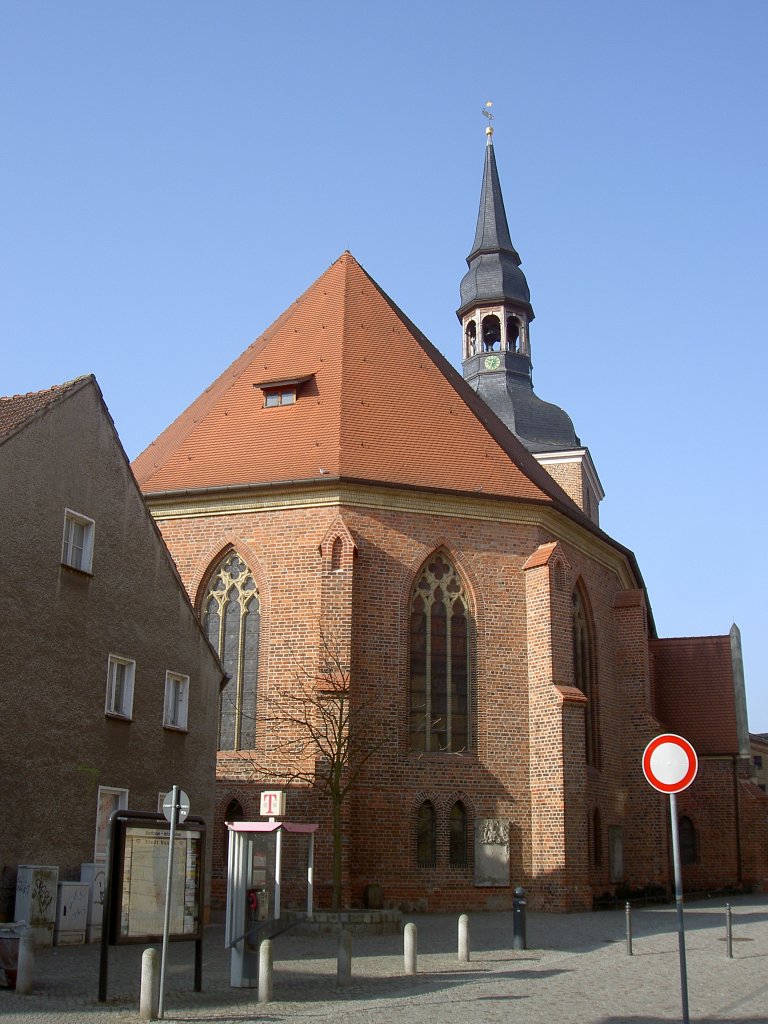 Nauen, Ev. Kirche St. Jacobi, erbaut um 1400, sptgotischer Backsteinbau, Kreis 
Havelland (17.03.2012)