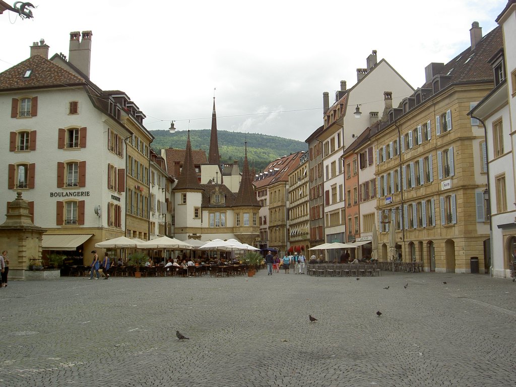 Neuchatel, Place des Halles in der Altstadt (30.07.2012)