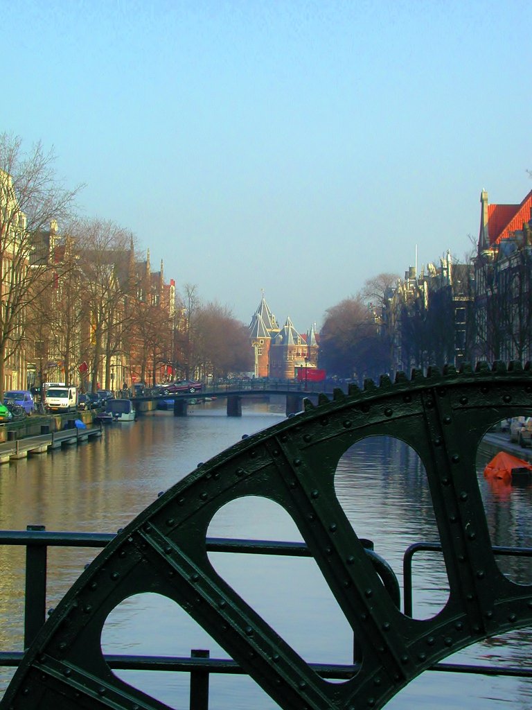 Niederlande, Amsterdam, Zugbrücke, Kloveniersburgval. 08.02.2005