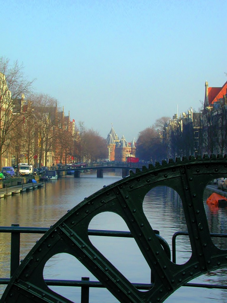 Niederlande, Amsterdam, Zugbrcke, Kloveniersburgval. 08.02.2005