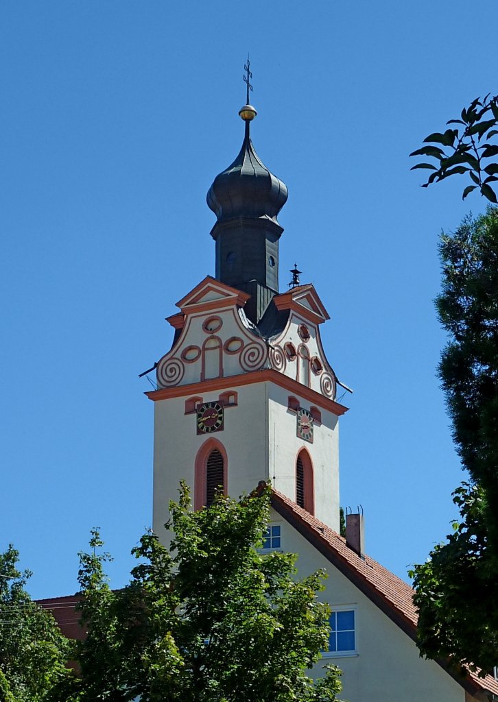 Oberstadion, Blick zum markanten Kirchturm der St.Martinus-Kirche, Aug.2012