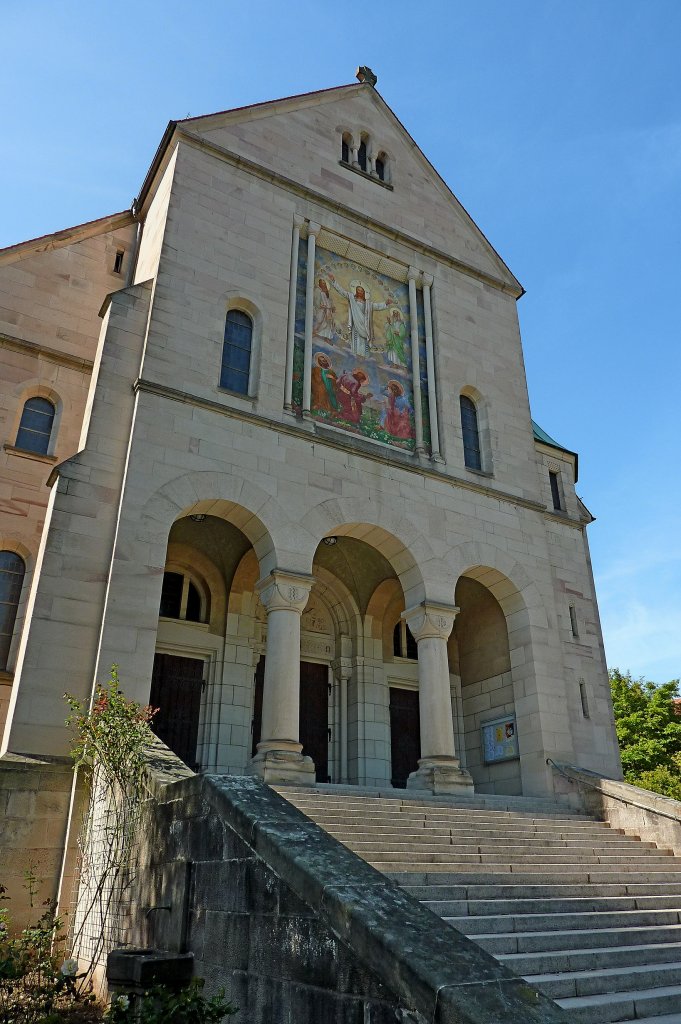 Obertsrot im Murgtal, Aufgang zur katholischen Herz-Jesu-Kirche, Sept.2011