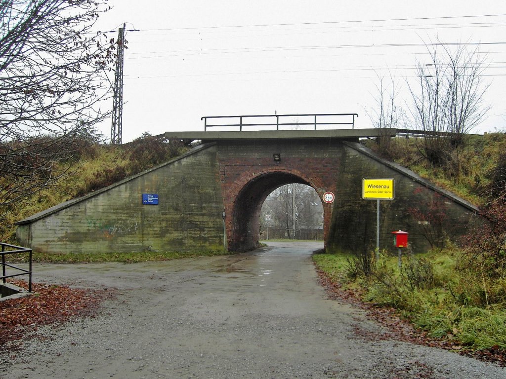 Ortseingang Wiesenau, Tunnel Strae
