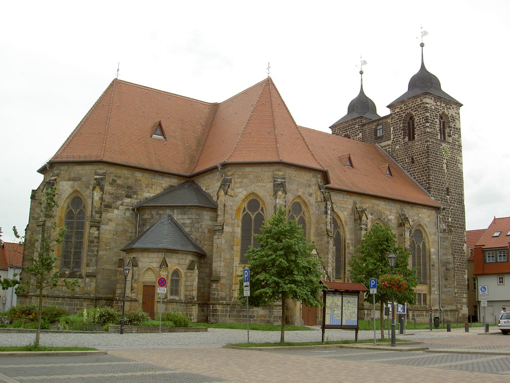 Oschersleben, St. Nicolai Kirche, erbaut 1881 im neogotischen Stil (08.07.2012)