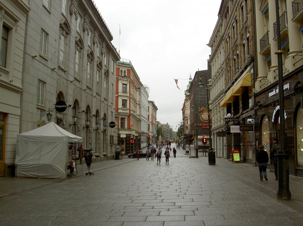 Oslo, Karl Johanns Gate Straße (23.06.2013)