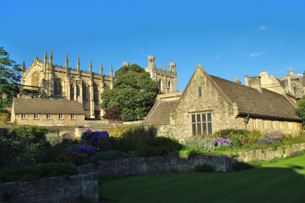 Oxford, War Memorial Garden, im Jahre 1926 zum Gedenken an den Ersten Weltkrieg geschaffen  (26.09.2009)