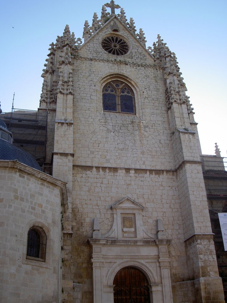 Palencia, gotische Kathedrale San Antolin, erbaut von 1321 bis 1504, 
19.05.2010)