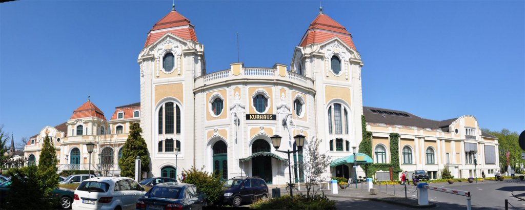 Panoramabild vom Kurhaus in Bad Neuenahr - 18.04.2010