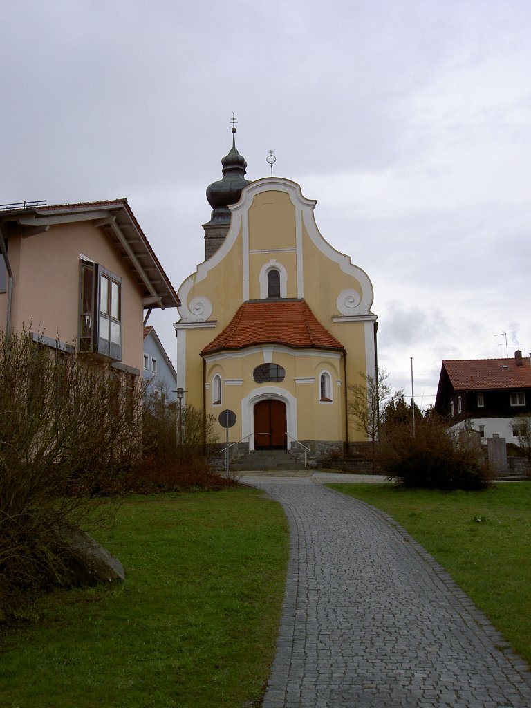 Patersdorf, St. Martin Kirche, Chor sptgotisch, Langhaus erbaut ab 1723, Kreis 
Regen (22.04.2012)