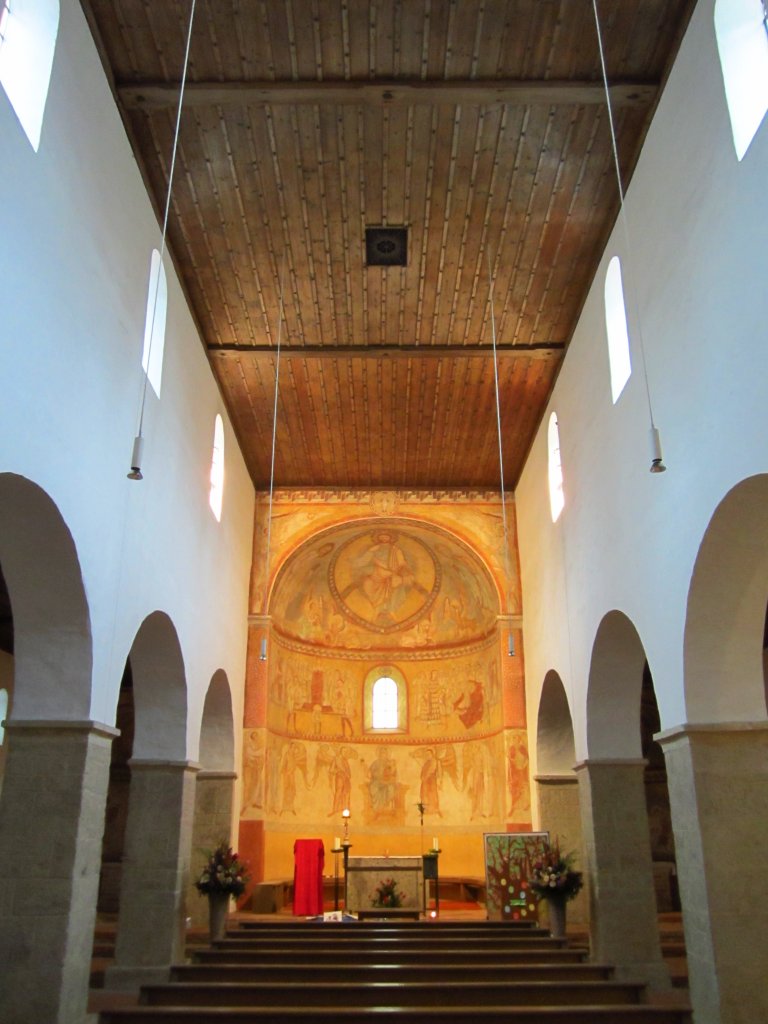 Petersberg, frhromanische Klosterkirche, Wandmalereien im Chor entdeckt 1906, 
Kreis Dachau (15.04.2012)