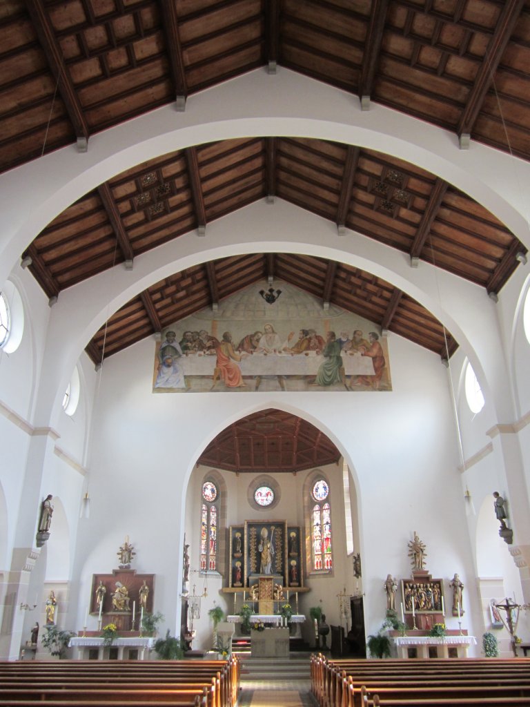 Pfahlheim, Altre und Chorraum der St. Nikolaus Kirche (06.09.2012)