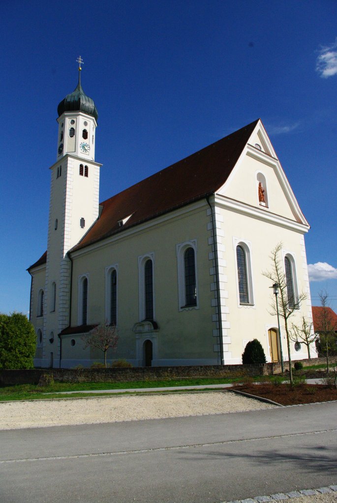 Pfarrkirche Mari Geburt Schieen, erbaut von 1681-1686 von Abt 
Adalbert Rauscher vom Kloster Roggenburg, Stuck von Gaspare Mola, Landkreis Neu-Ulm (07.04.2011)
