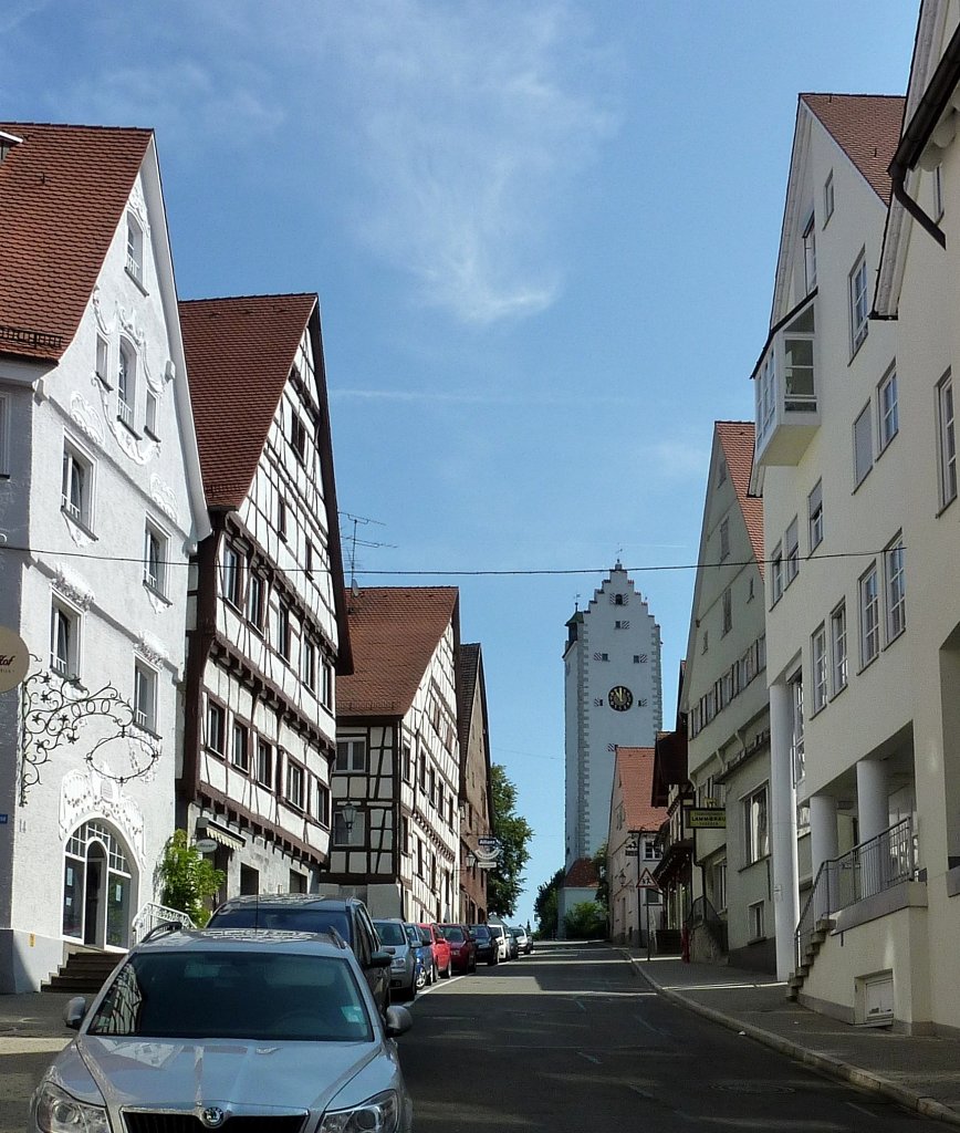 Pfullendorf, Blick durch die Hauptstrae zum Oberen Tor, Aug.2012