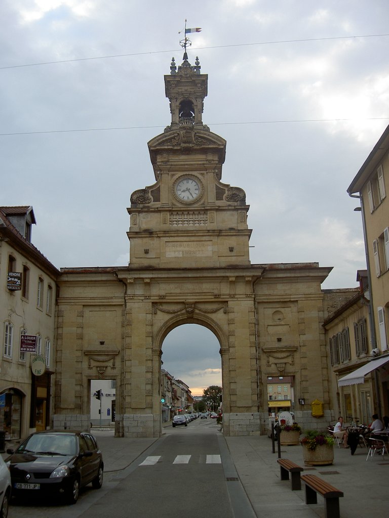 Pontarlier, Porte Saint-Pierre von 1772 (28.07.2012)