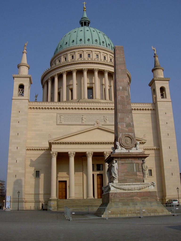 Potsdam, St. Nikolai Kirche, erbaut von 1830 bis 1837 durch Karl Friedrich Schinkel 
(18.03.2012)