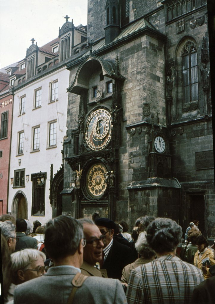 Prag, Astronomische Uhr am Altstdter Rathaus (Dia, aufgenommen im Juli 1984)