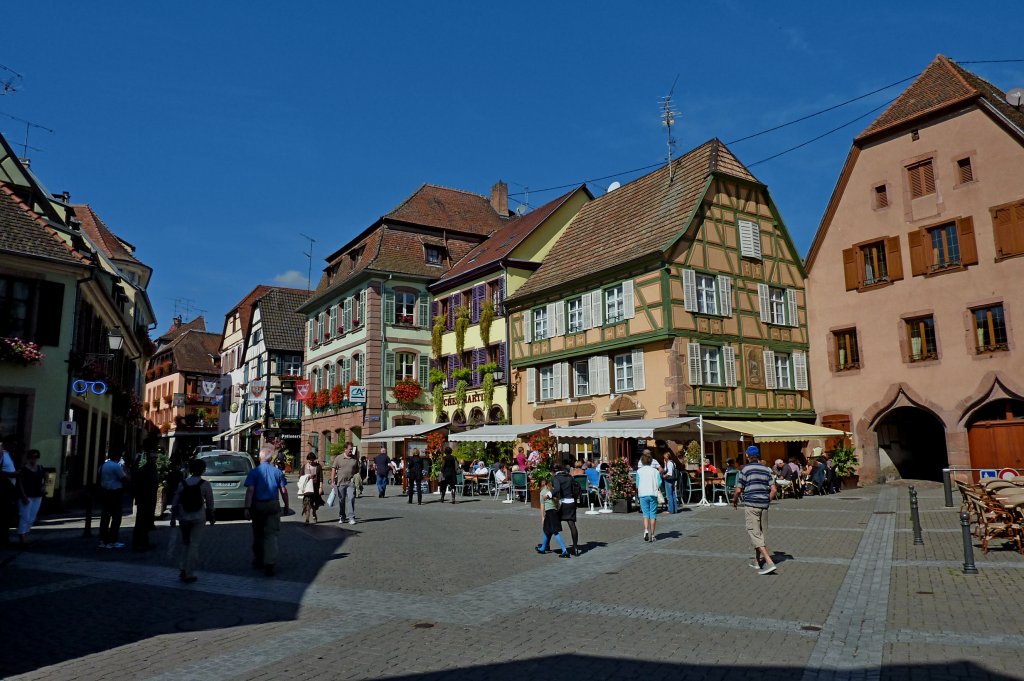 Rappoltsweiler, die Stadt hat viel alte Bauten aus dem 16.-17.Jahrhundert, Sept.2011