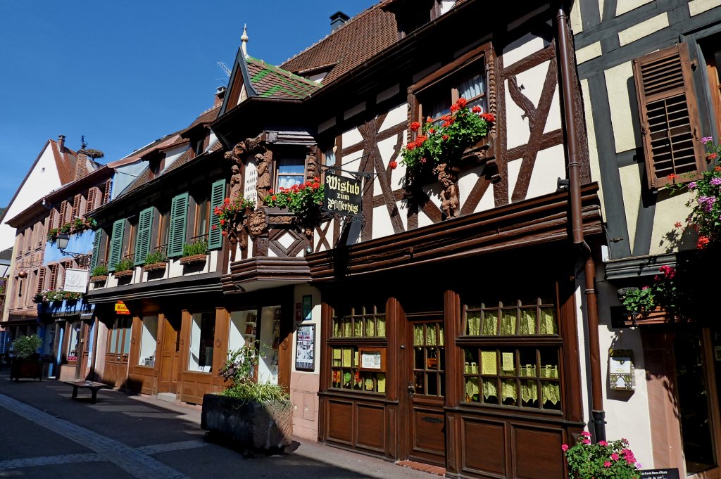 Rappoltsweiler, Winstub  Zum Pfifferhs , bekanntes Restaurant im Ort, Sept.2011