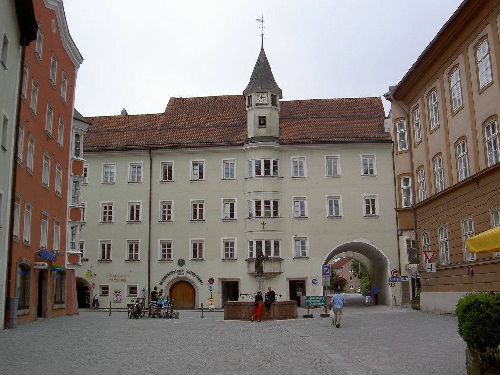 Rattenberg, Bezirksgericht in der Briener Straße, früher alte Rathaus (09.05.2013)
