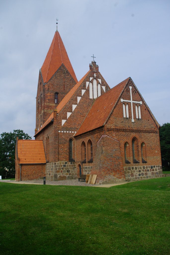 Rerik, Ev. Kirche, frühgotischer Backsteinbau, erbaut ab 1250, Kreis Rostock (13.07.2012)
