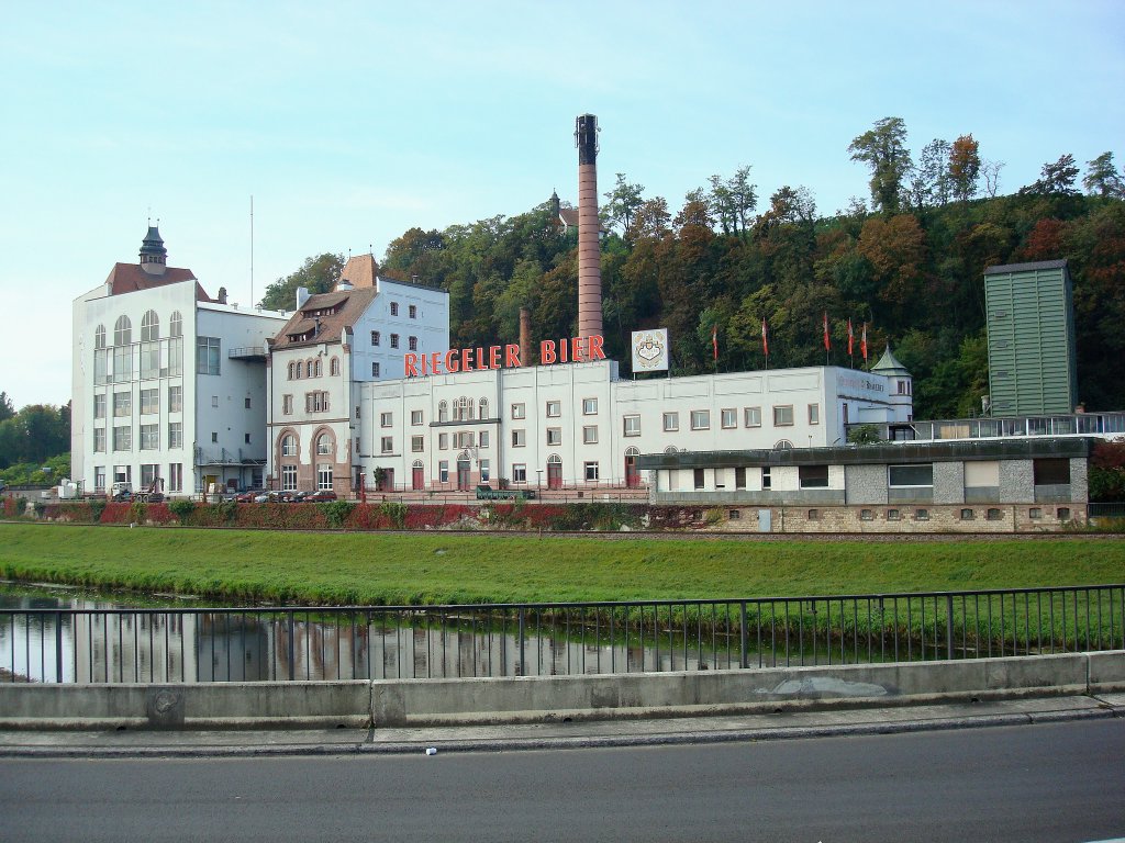 Riegel am Kaiserstuhl, die ehemalige Brauerei, jetzt umgebaut zur Kunsthalle, Okt.2007