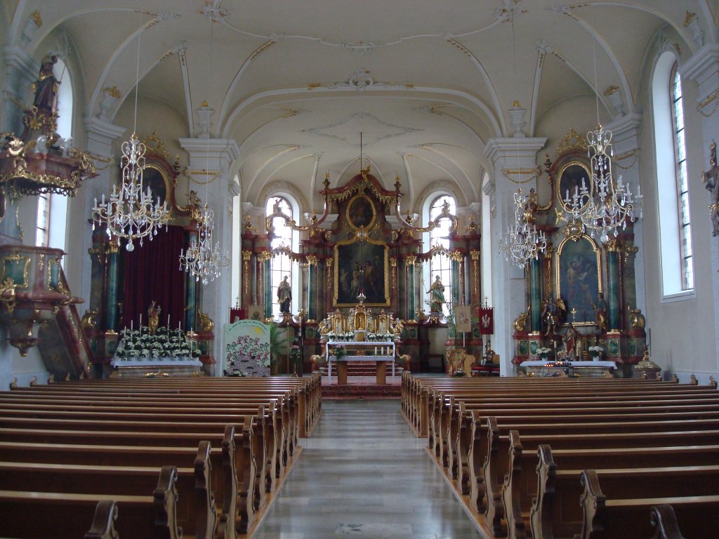 Ringsheim in der Ortenau,
Innenansicht der sptbarocken Kirche St.Johann,
Mai 2010