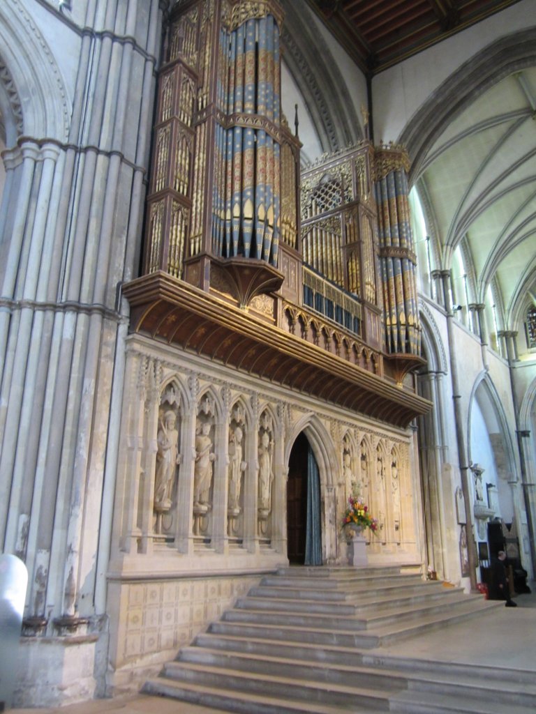 Rochester, Orgel und Lettner der Kathedrale (25.05.2013)
