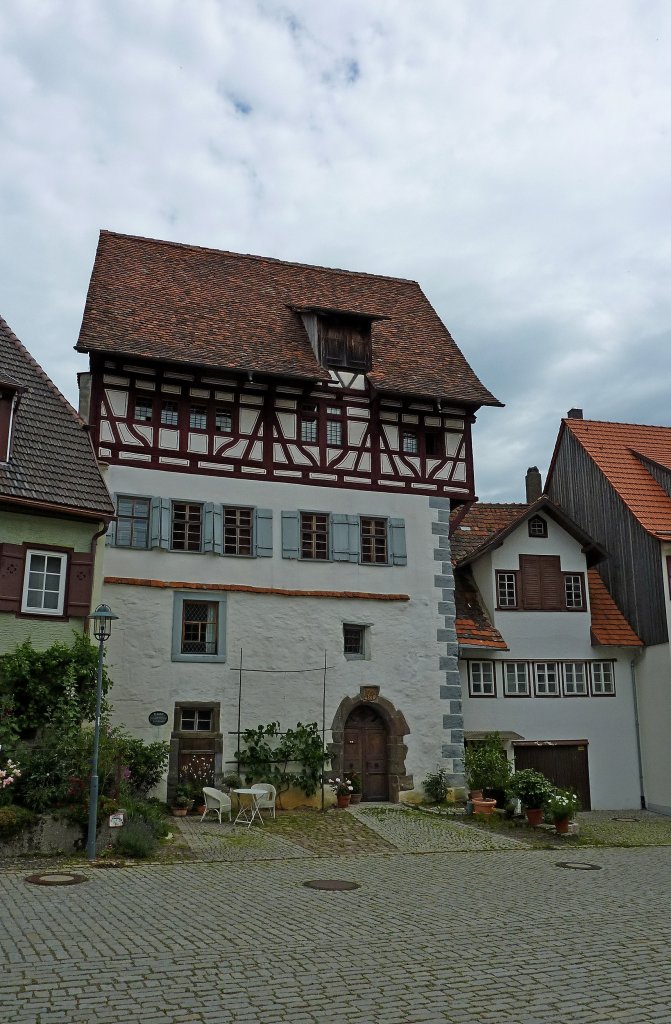 Rosenfeld, die 1244 erbaute alte Apotheke ist das lteste erhaltene Steinhaus in Sddeutschland, Juli 2011