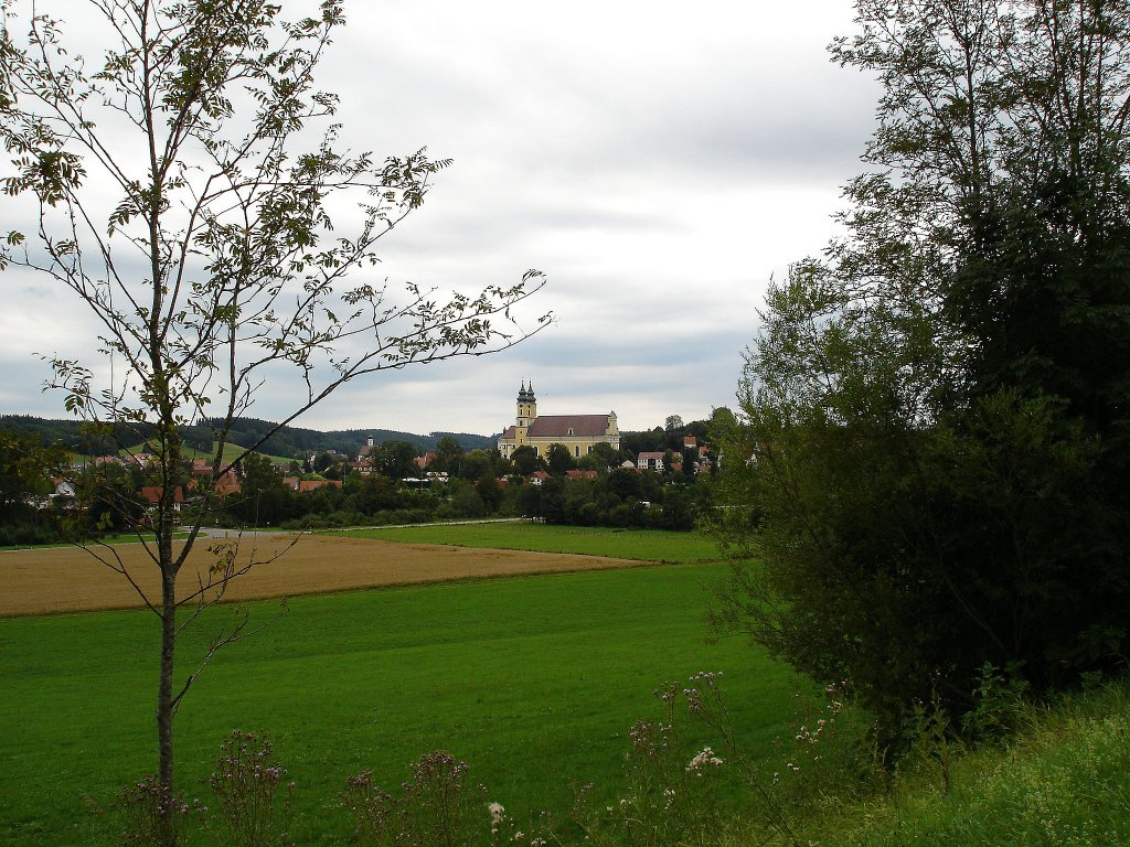 Rot an der Rot in Oberschwaben, Klostergrndung war 1126, war das 1.Prmonstratenserkloster in Schwaben, Klosterkirche St.Verena wurde 1777-86 erbaut, Sept.2004 