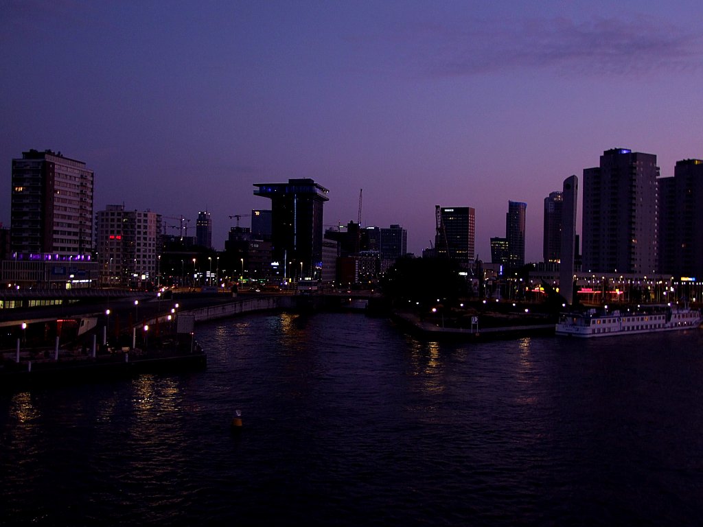 ROTTERDAM 6Uhr35, oder eine Stadt erwacht; 110902